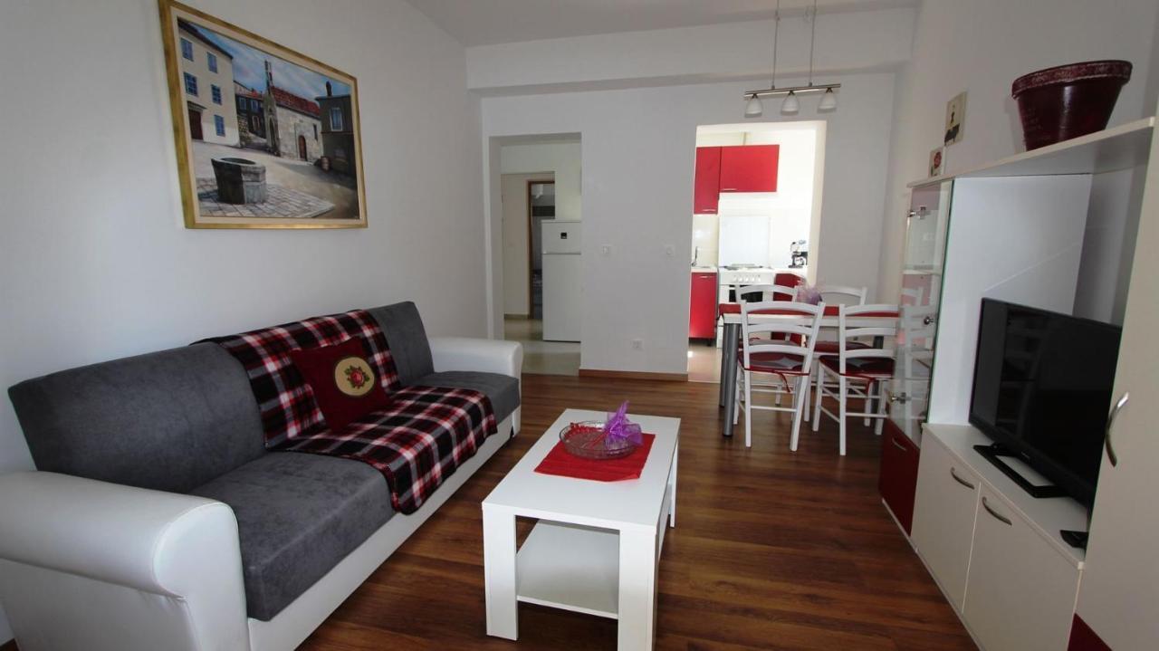 Apartments Tomislav Malinska Ngoại thất bức ảnh